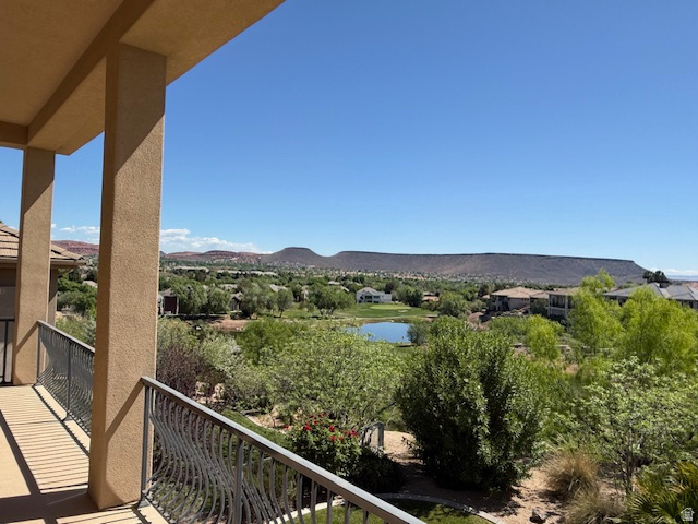 BRIDGEWATER TOWNHOMES AT SUNBROOK - Residential