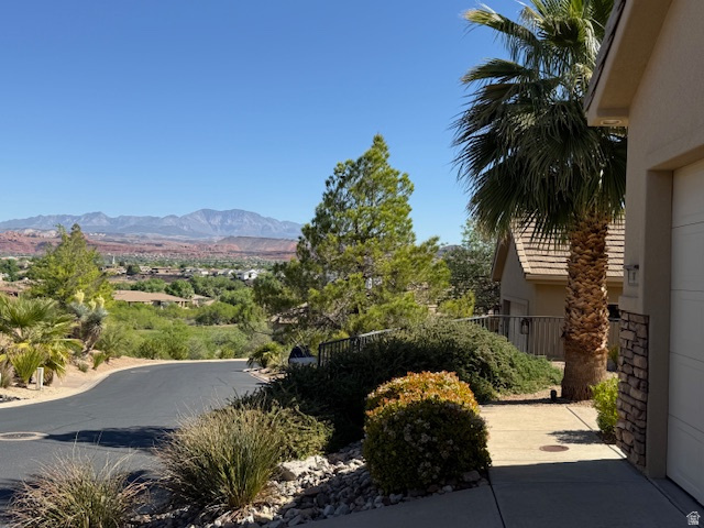 BRIDGEWATER TOWNHOMES AT SUNBROOK - Residential