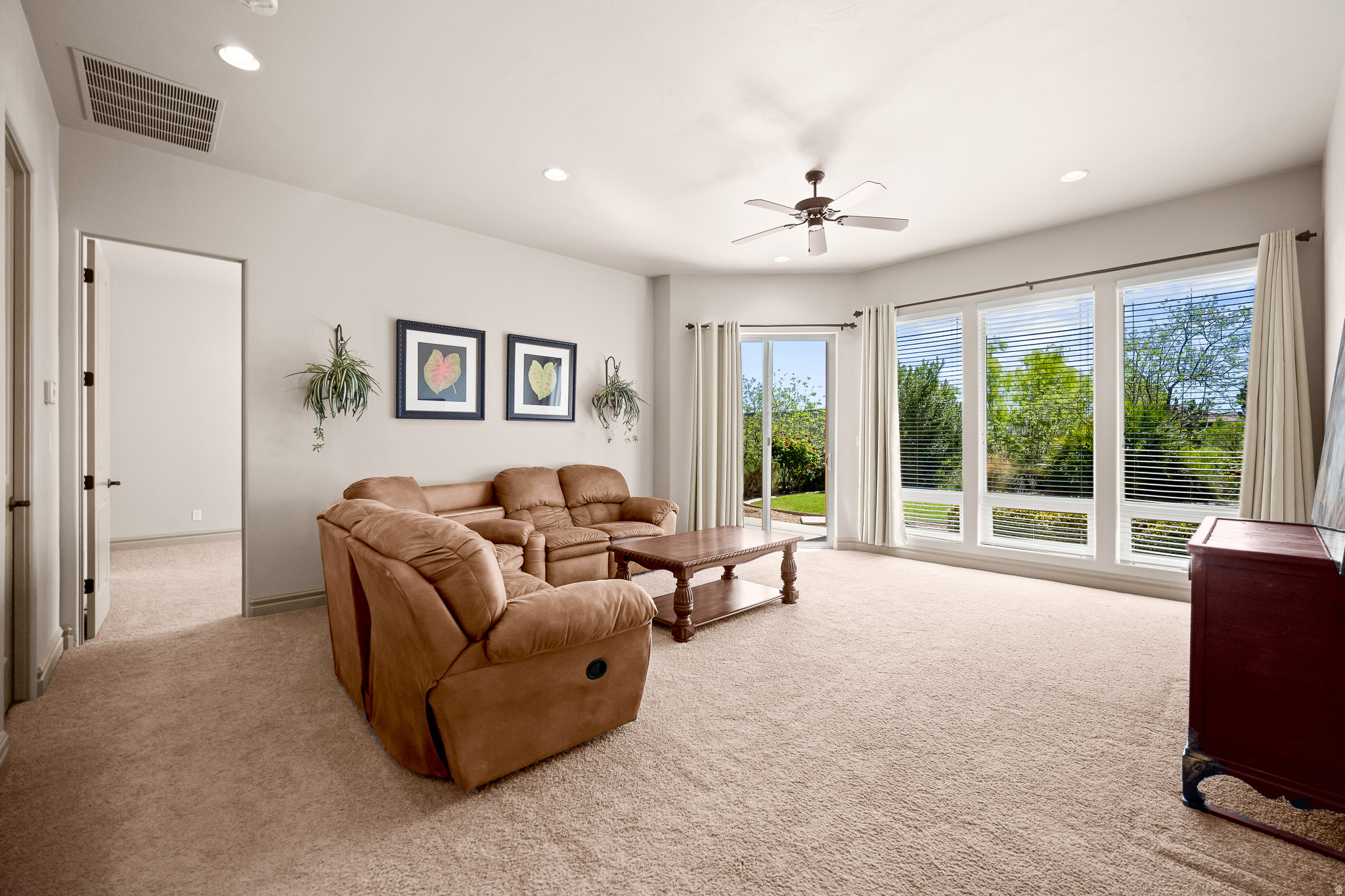 BRIDGEWATER TOWNHOMES AT SUNBROOK - Residential