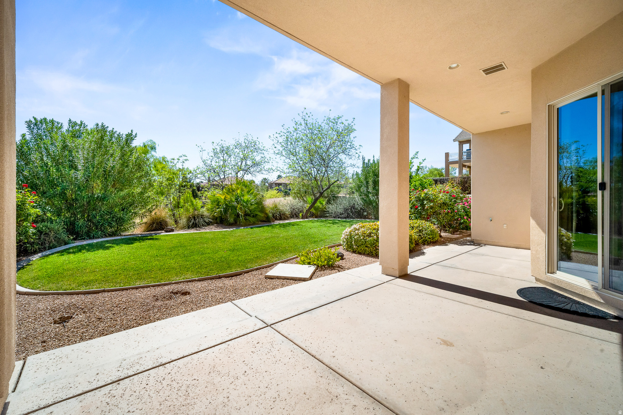 BRIDGEWATER TOWNHOMES AT SUNBROOK - Residential