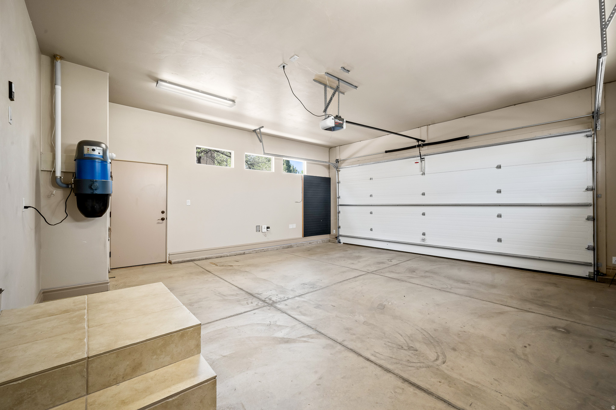 BRIDGEWATER TOWNHOMES AT SUNBROOK - Residential