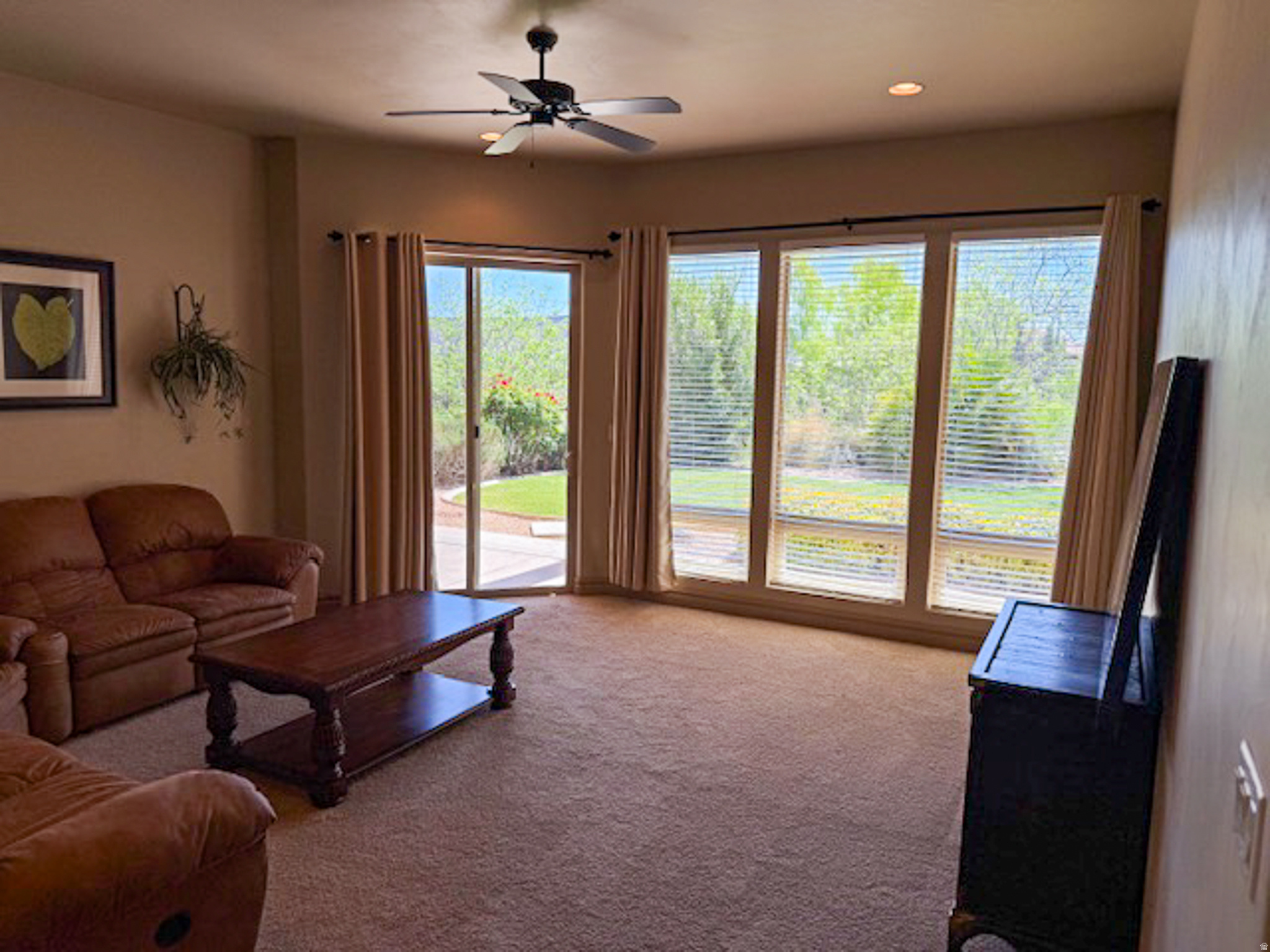 BRIDGEWATER TOWNHOMES AT SUNBROOK - Residential