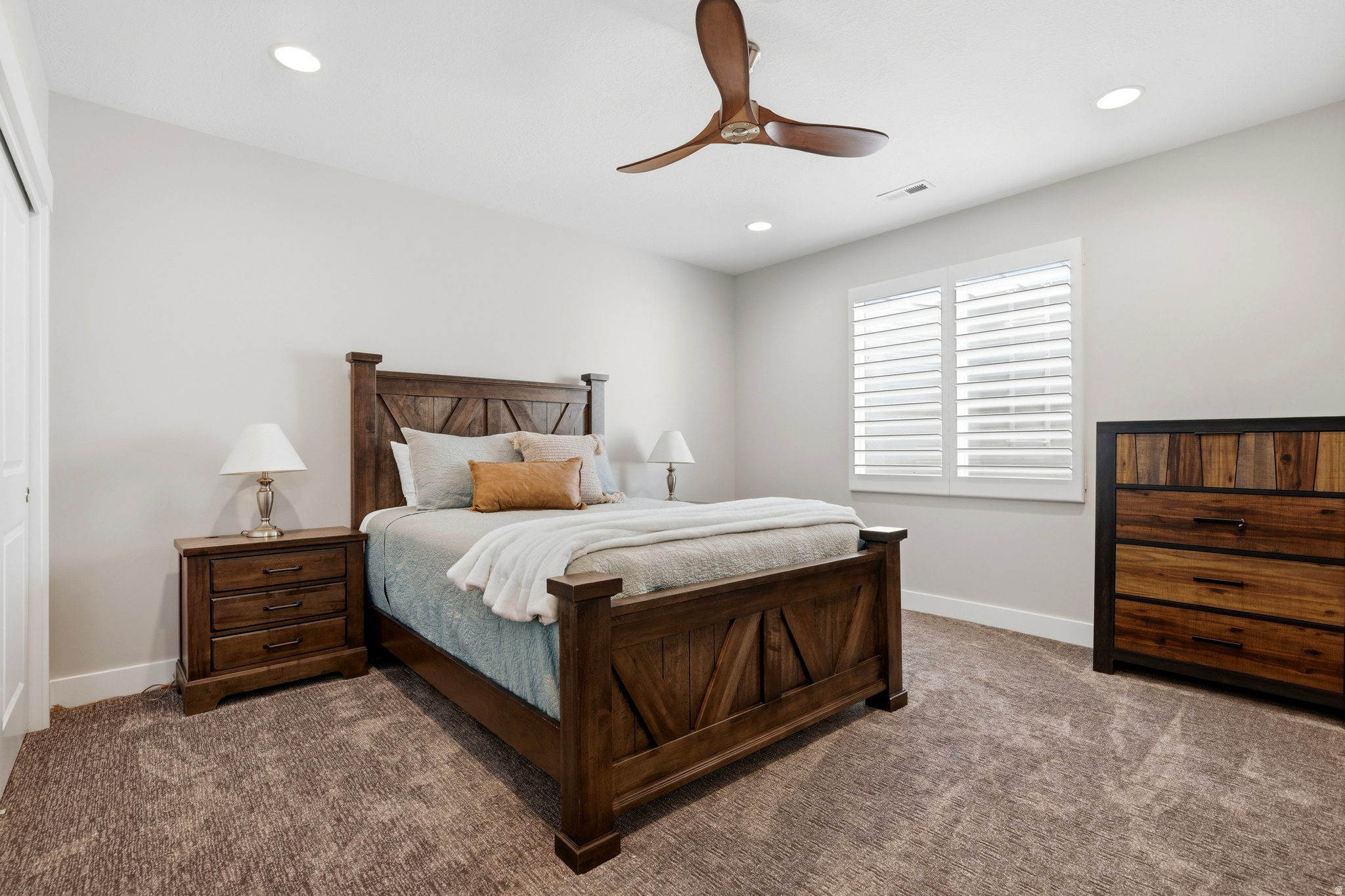 MIDAS CROSSING - Residential