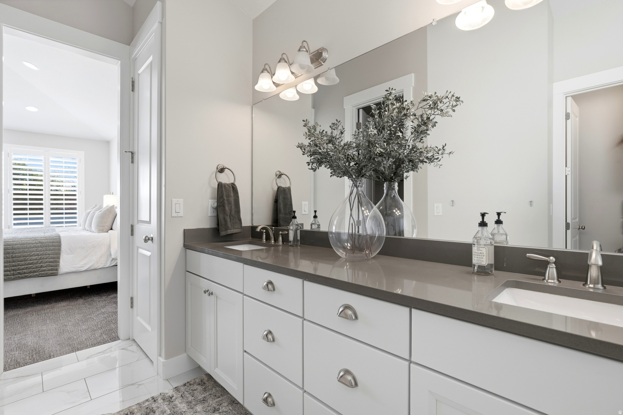 MIDAS CROSSING - Residential