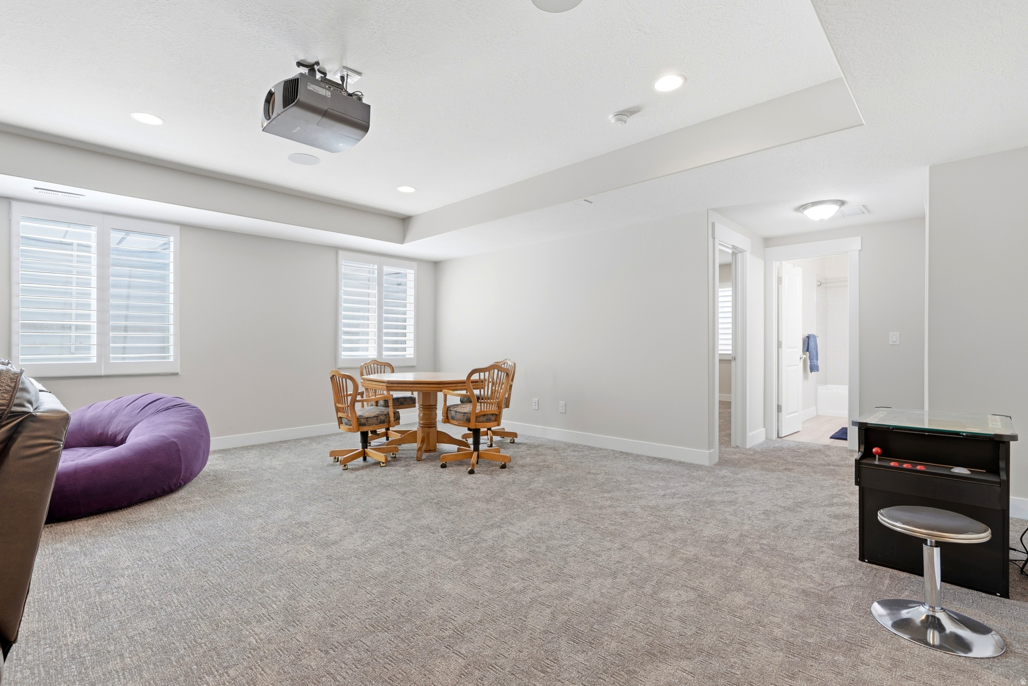 MIDAS CROSSING - Residential