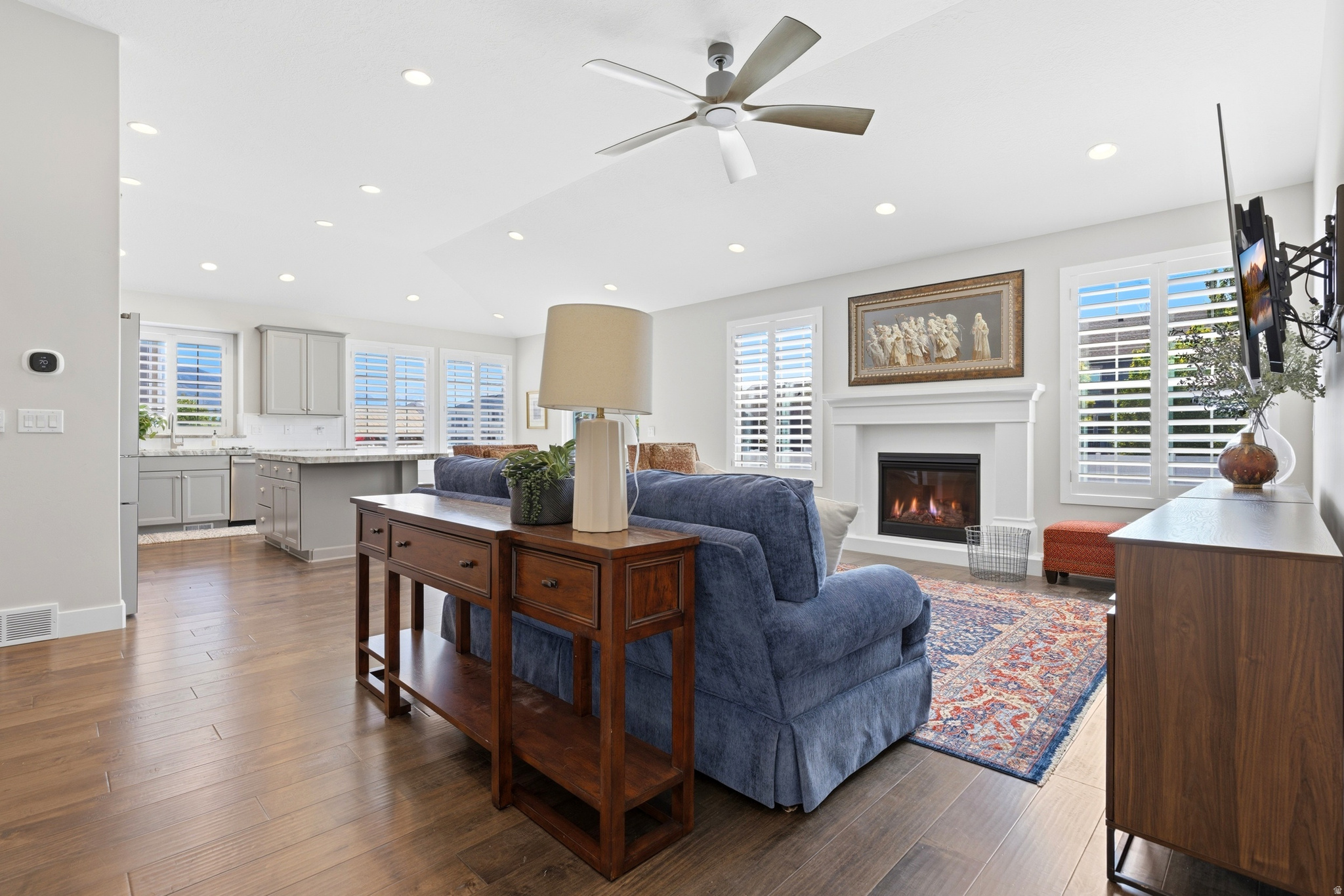 MIDAS CROSSING - Residential