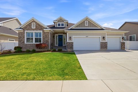 Photo of 2557 W MIDAS SIDE WAY, Riverton, UT 84065 (MLS # 2149837)
