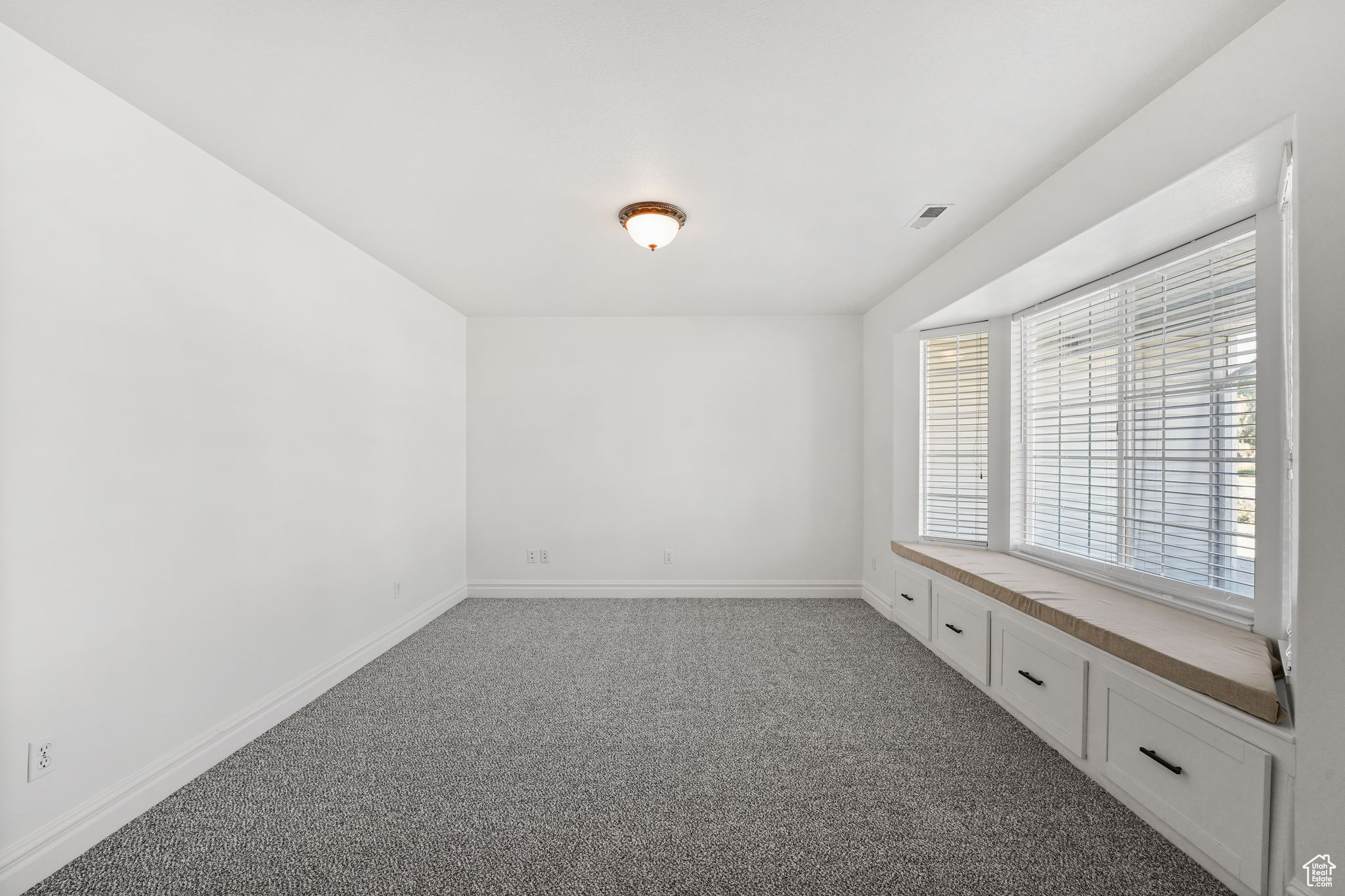 RIDERWOOD VILLAGE - Residential
