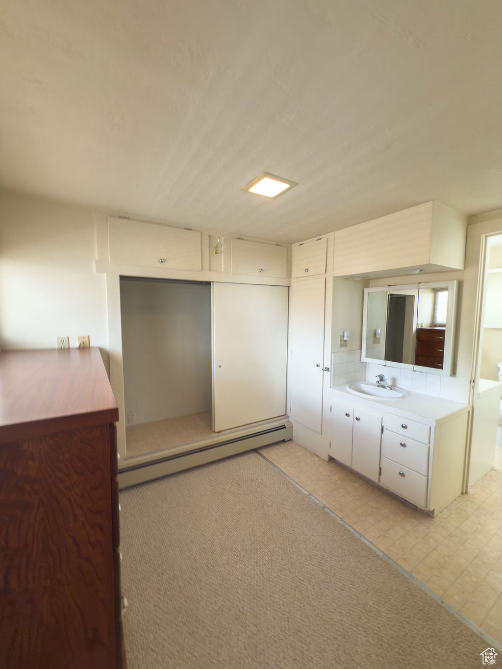 KENILWORTH SUB - Residential