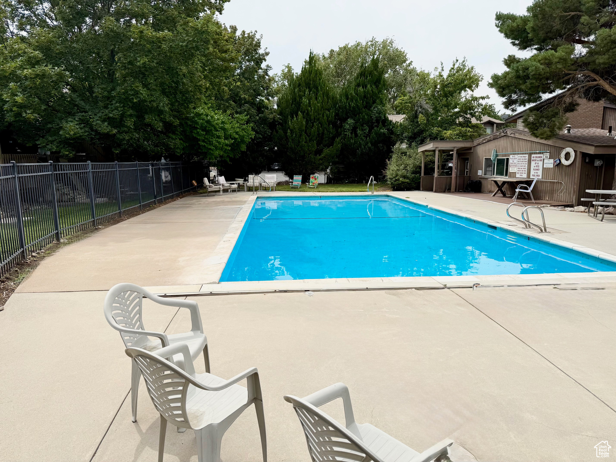 BRIARWOOD - Residential
