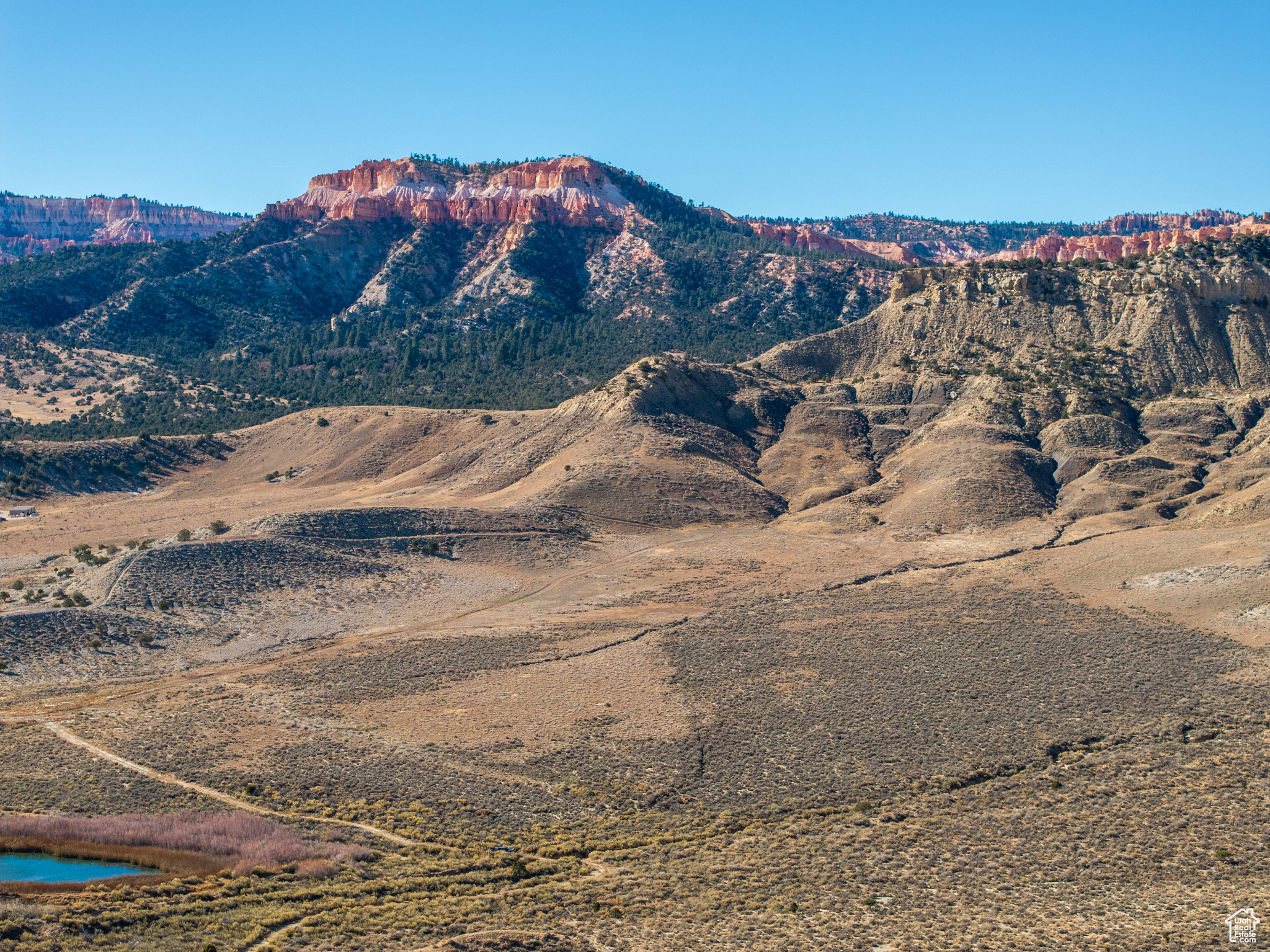 1040 W Under The Rim Rd, Tropic, Utah image 17