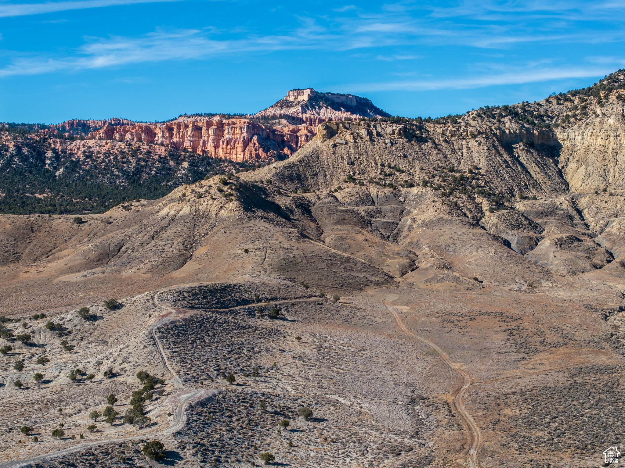 1040 W Under The Rim Rd, Tropic, Utah image 2