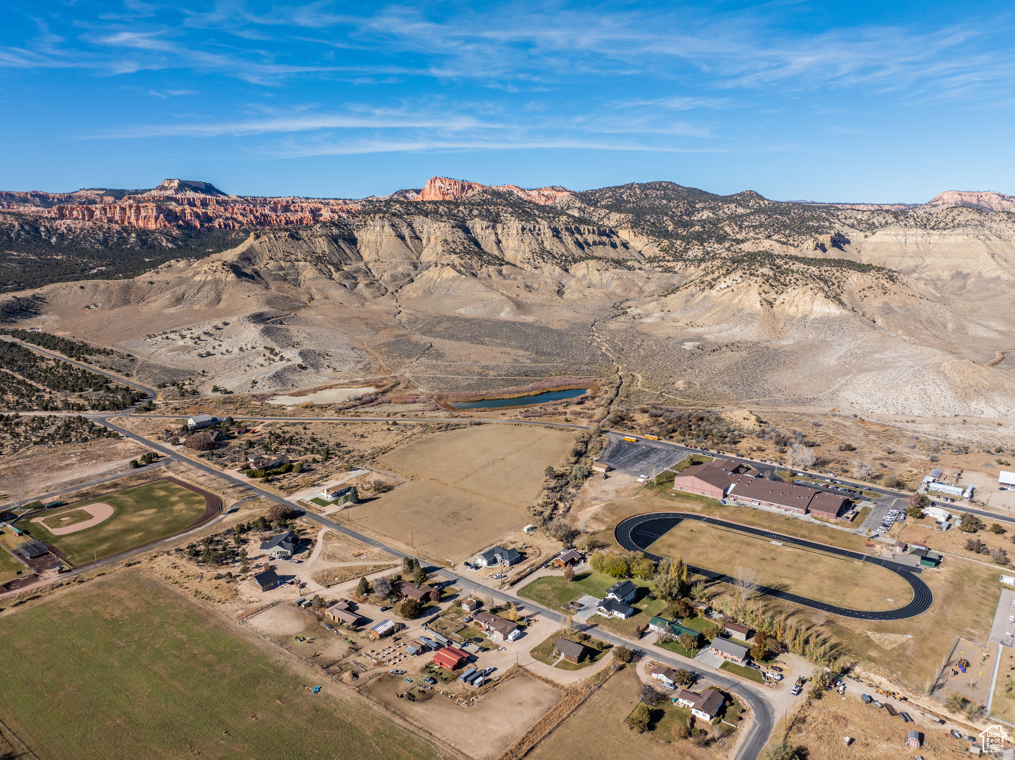 1040 W Under The Rim Rd, Tropic, Utah image 12