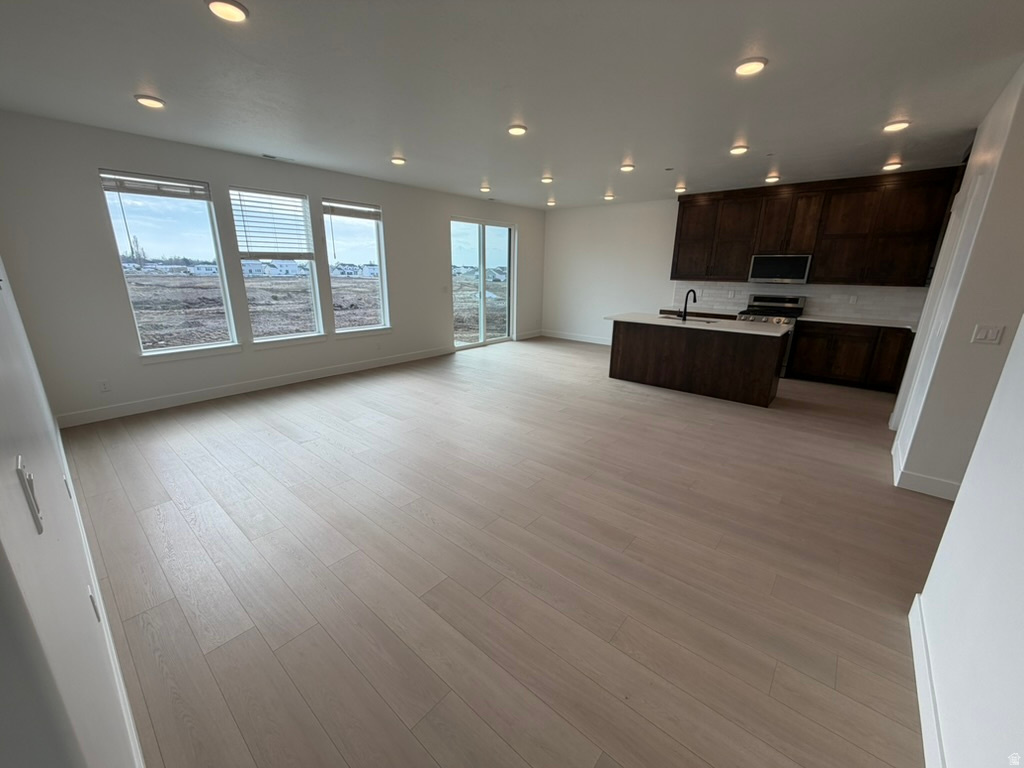 GOLDEN FOREST - Residential