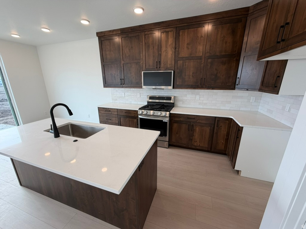 GOLDEN FOREST - Residential