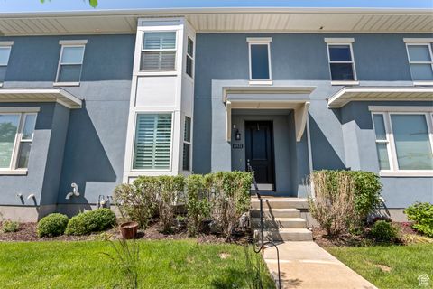 Tiny photo for 10572 S KESTREL RISE RD, South Jordan, UT 84009 (MLS # 2093269)