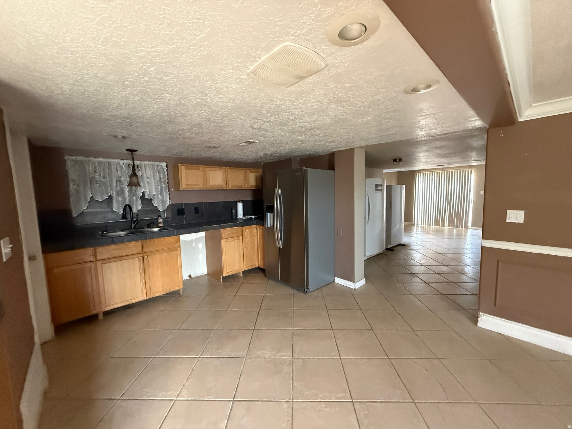 WEST VIEW ACRES - Residential