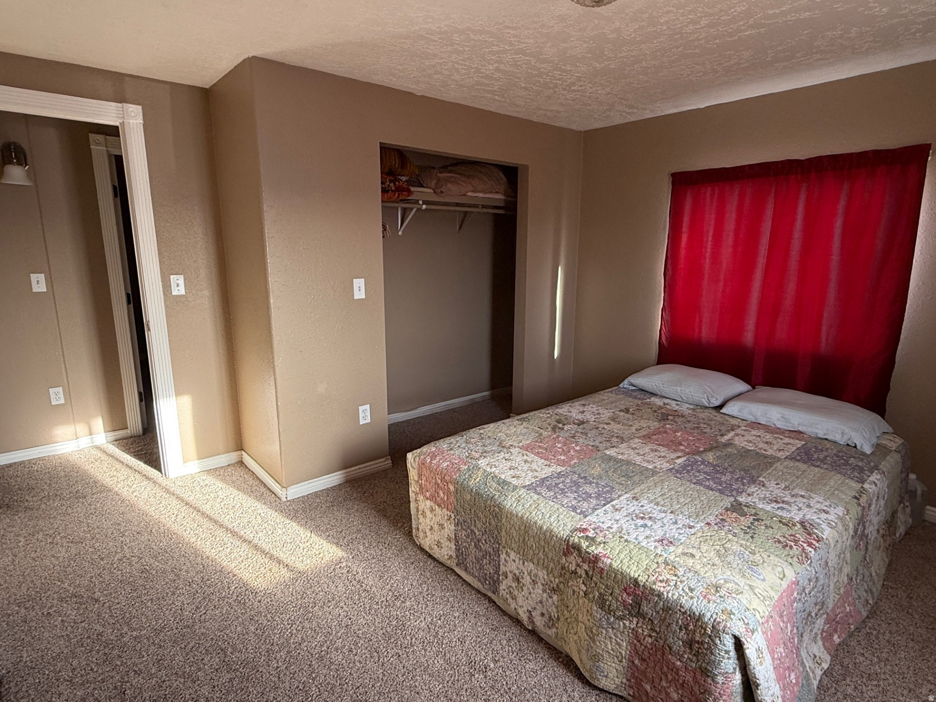 WEST VIEW ACRES - Residential