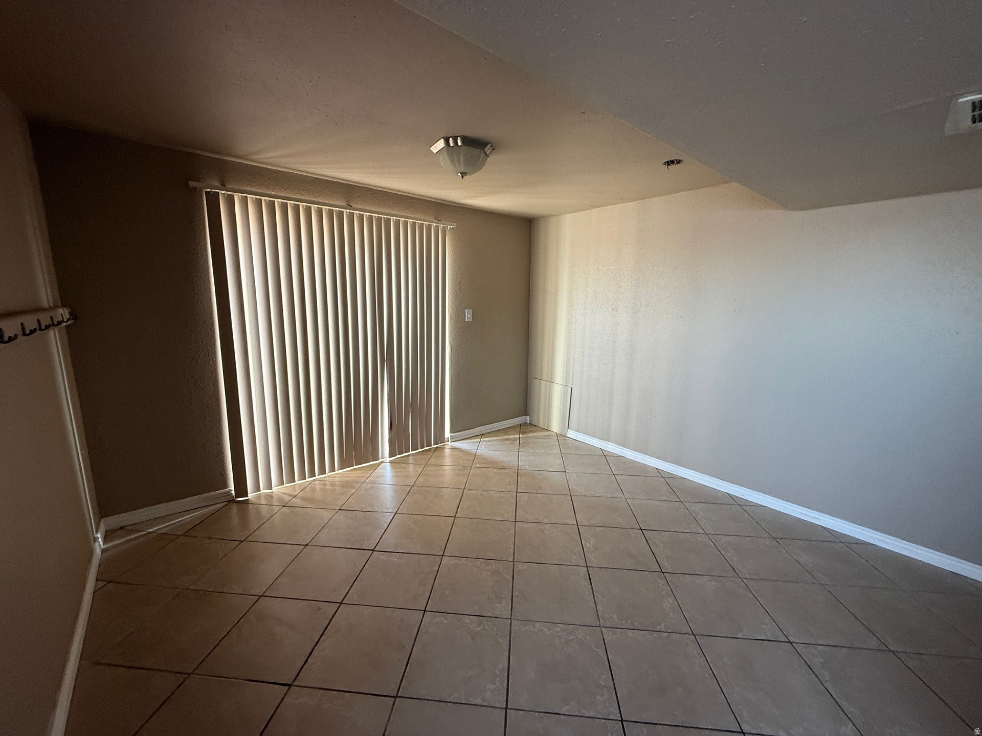 WEST VIEW ACRES - Residential