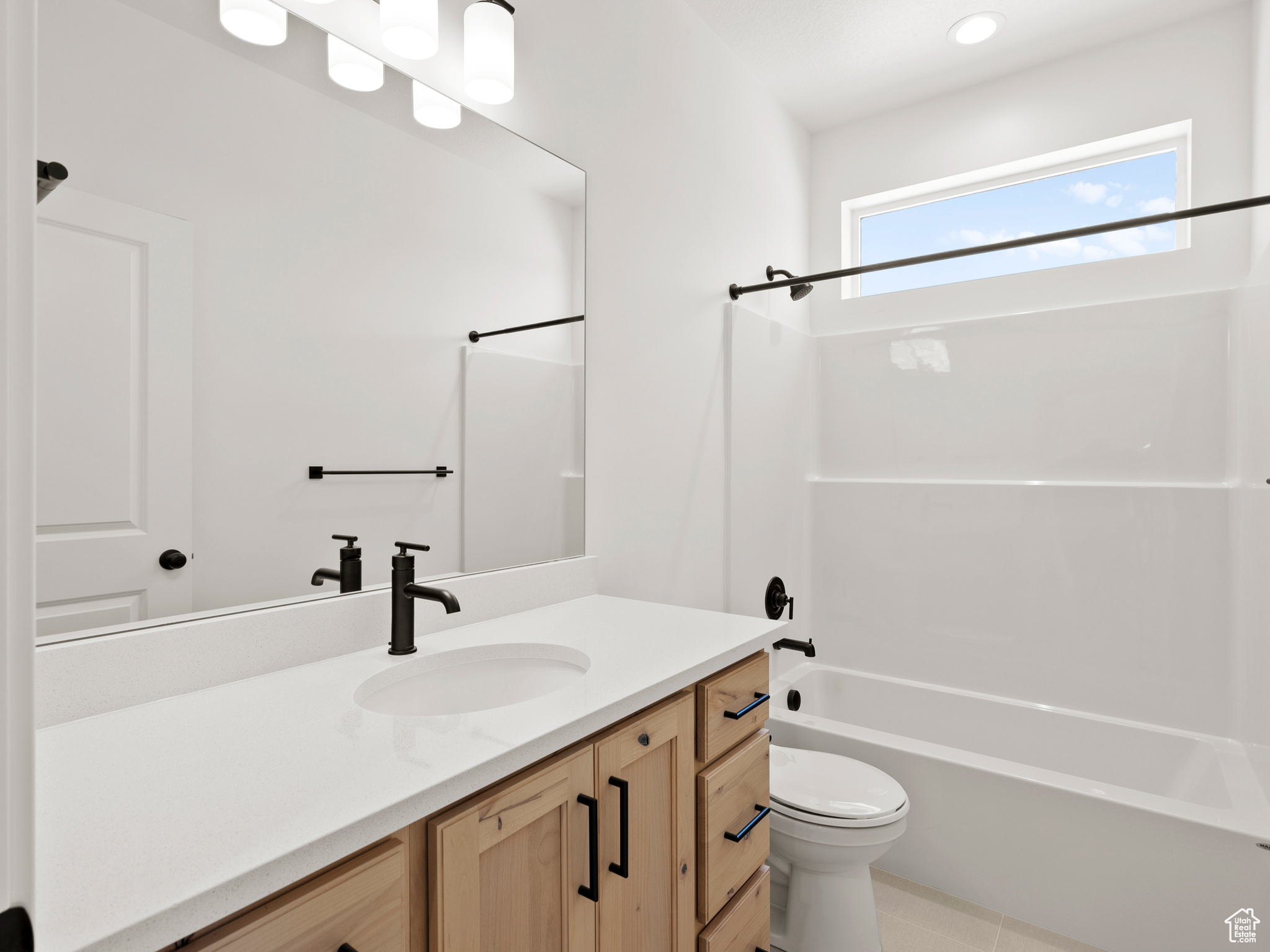 RIVER POINT - Residential