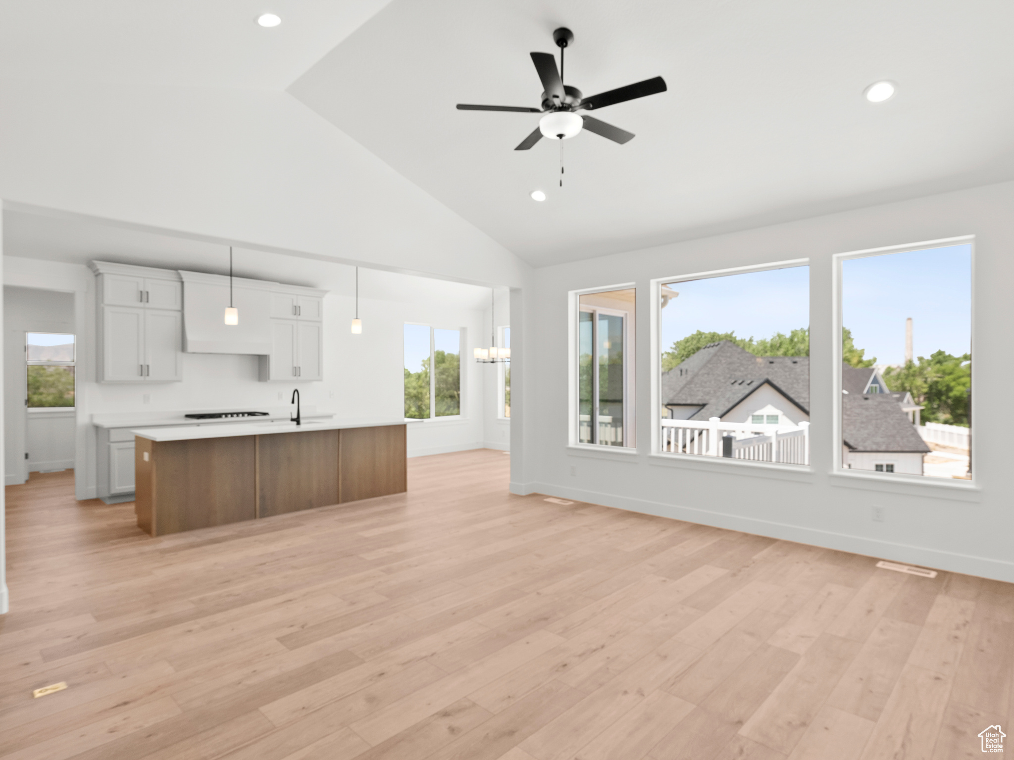 RIVER POINT - Residential