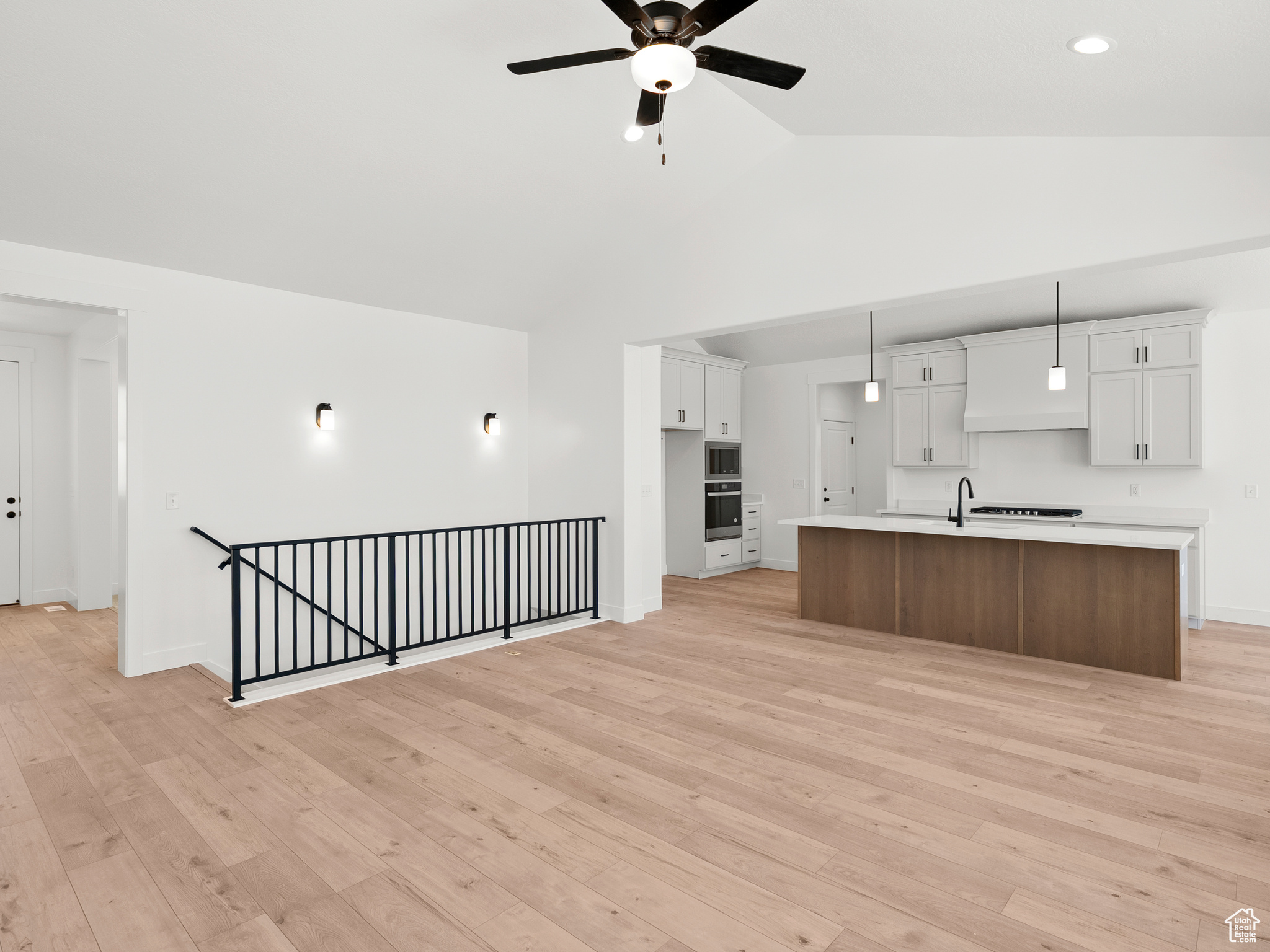 RIVER POINT - Residential