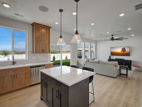 Tiny photo for 3425 W 3275 N, Plain City, UT 84404 (MLS # 2135107)