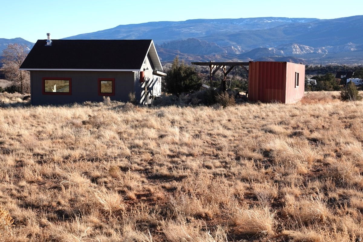 SLEEPING RAINBOW ESTATES - Residential