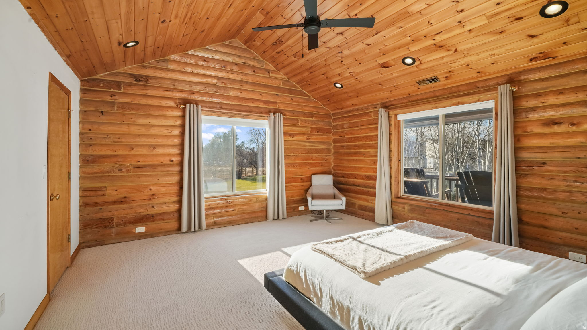 MOUNTAIN VIEW ESTATES - Residential