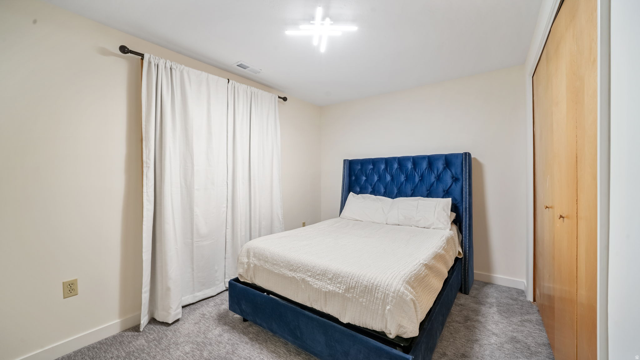 MOUNTAIN VIEW ESTATES - Residential