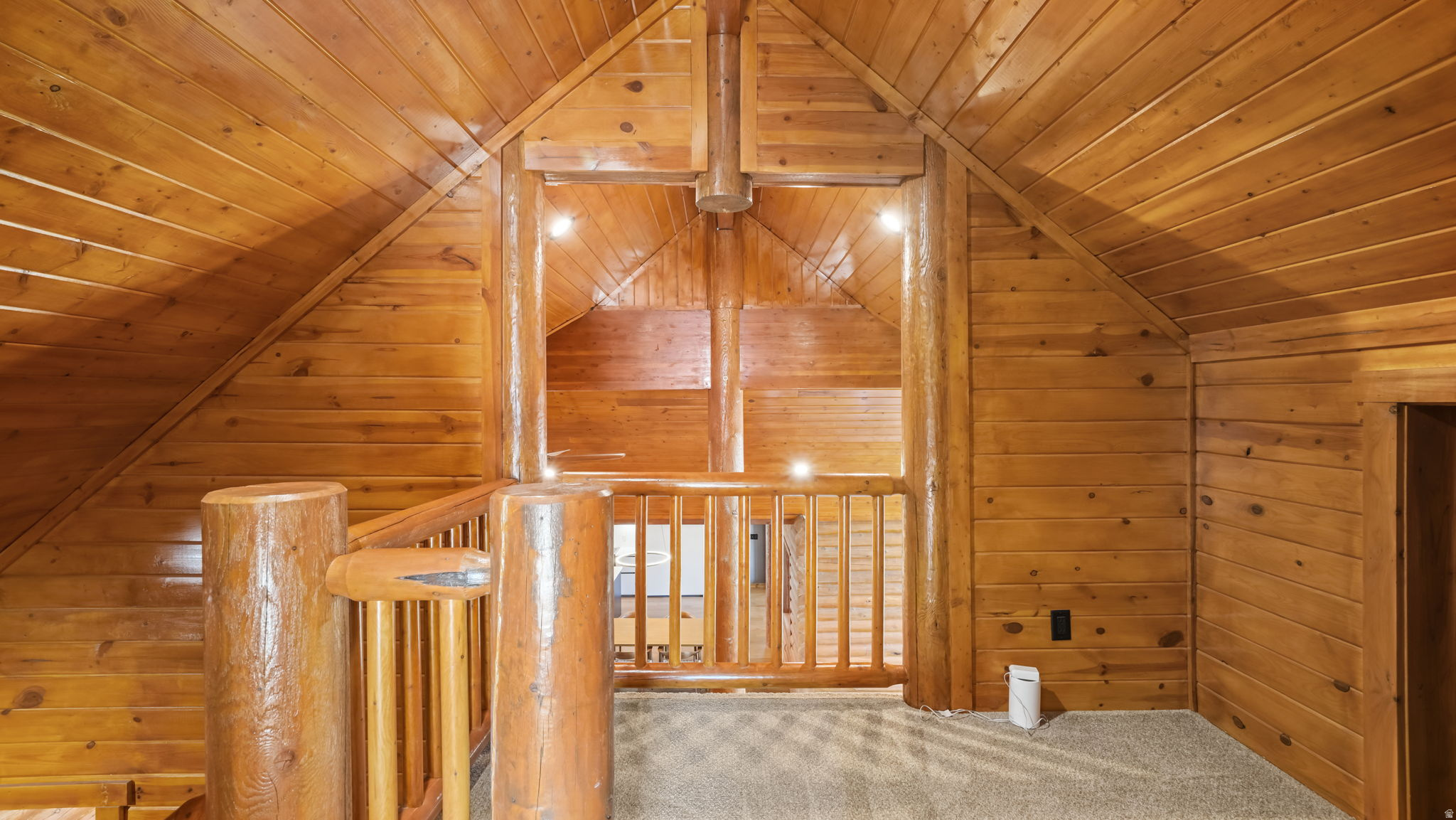 MOUNTAIN VIEW ESTATES - Residential