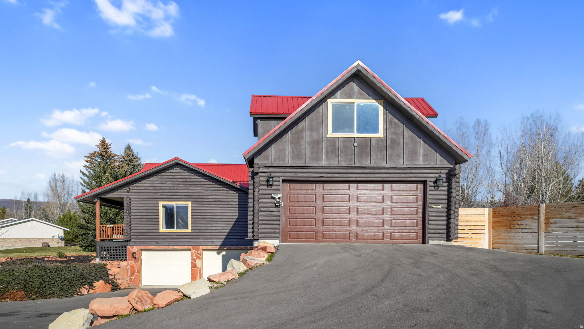 MOUNTAIN VIEW ESTATES - Residential