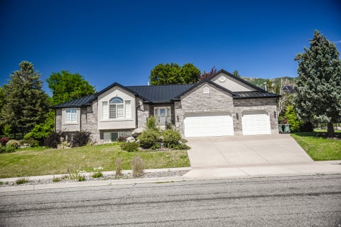 Tiny photo for 1698 E LAKEVIEW WAY, Ogden, UT 84403 (MLS # 2170923)