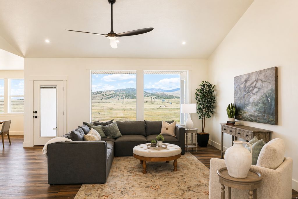 Photo of 2607 N COOPER WAY E, Eagle Mountain, UT 84013 (MLS # 2153148)