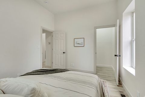 Tiny photo for 915 W 300 S, Salt Lake City, UT 84104 (MLS # 2147164)