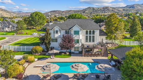 Tiny photo for 1103 E LONE PEAK LN, Draper, UT 84020 (MLS # 2142369)