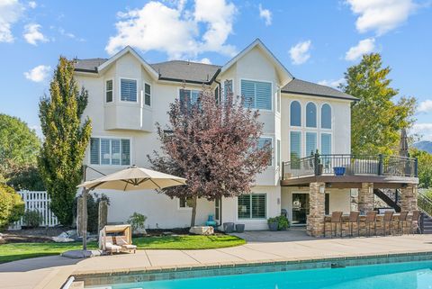 Tiny photo for 1103 E LONE PEAK LN, Draper, UT 84020 (MLS # 2142369)