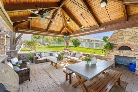 Tiny photo for 1103 E LONE PEAK LN, Draper, UT 84020 (MLS # 2142369)