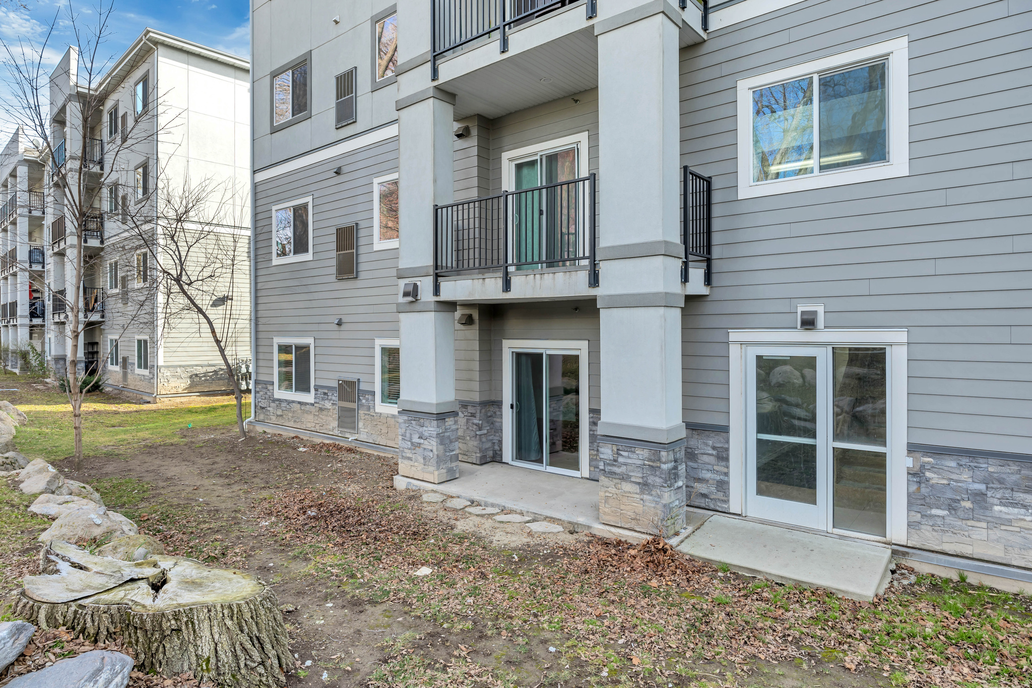 MILLCREEK HOLLOW CONDOMINIUMS - Residential