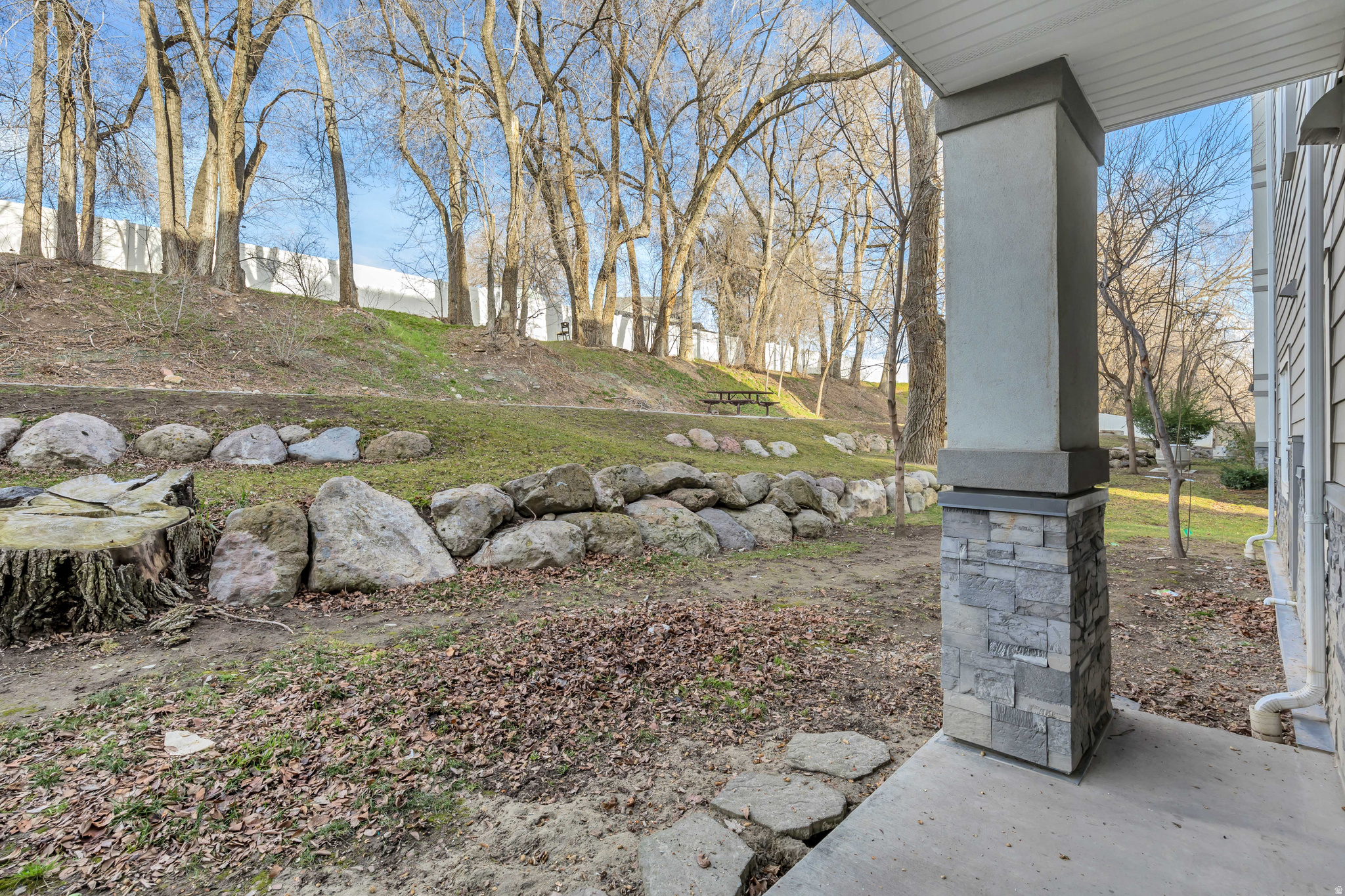 MILLCREEK HOLLOW CONDOMINIUMS - Residential