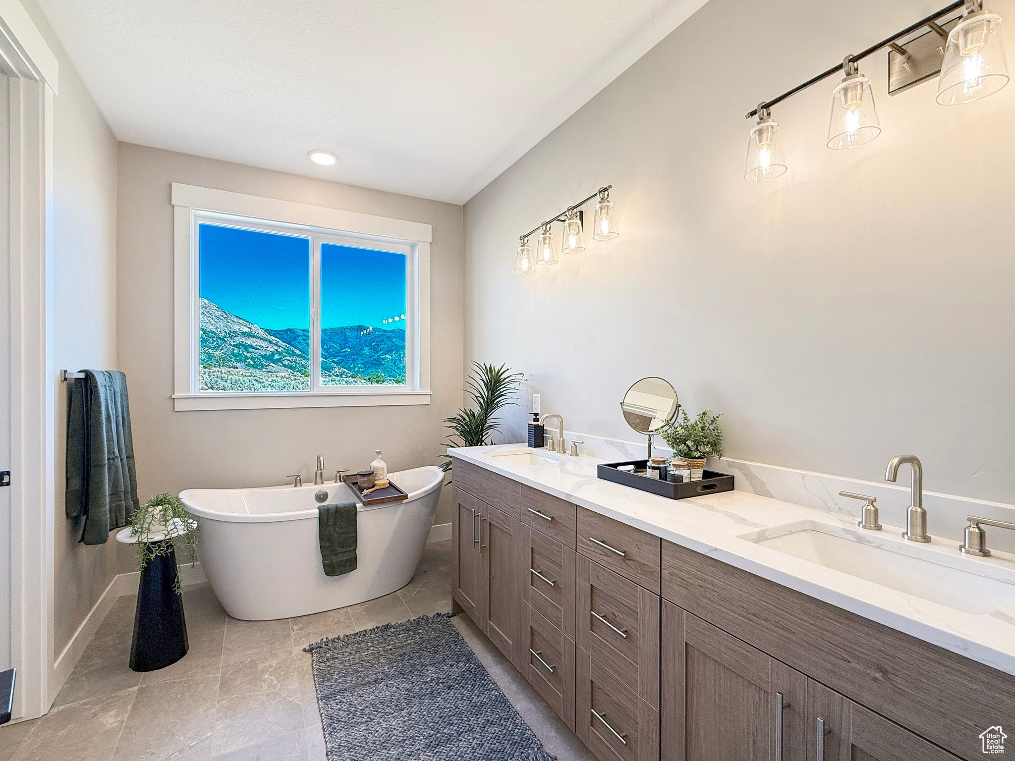 NORTHVIEW - Residential