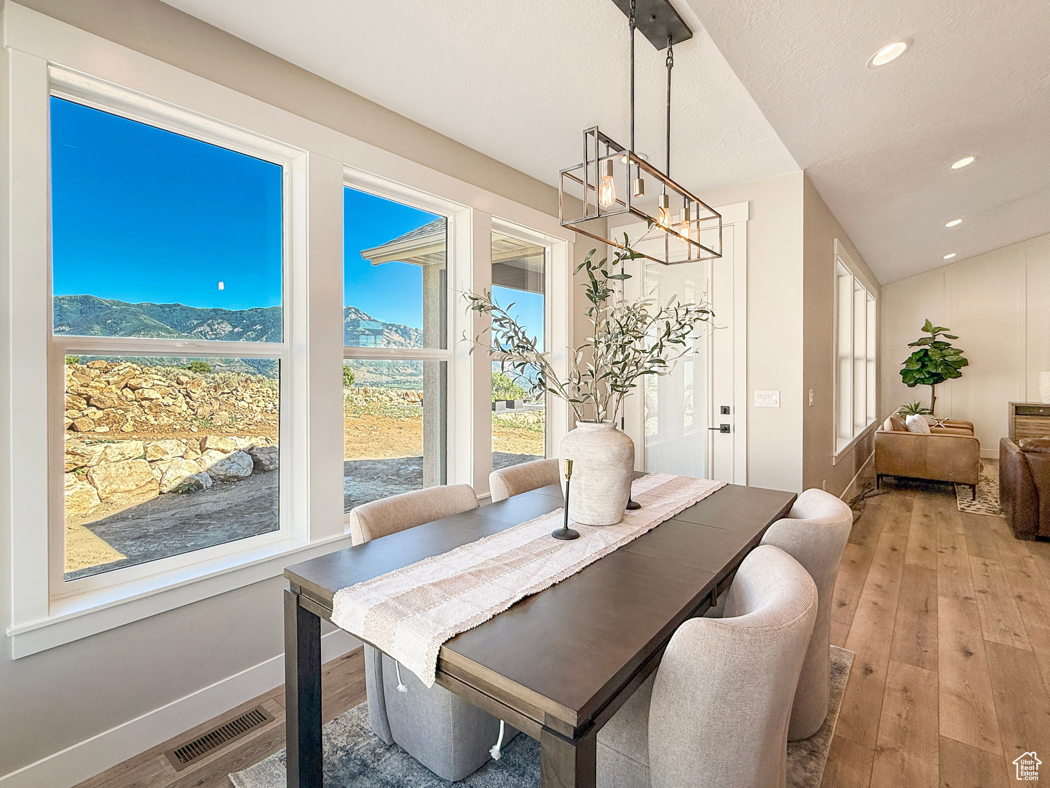 NORTHVIEW - Residential