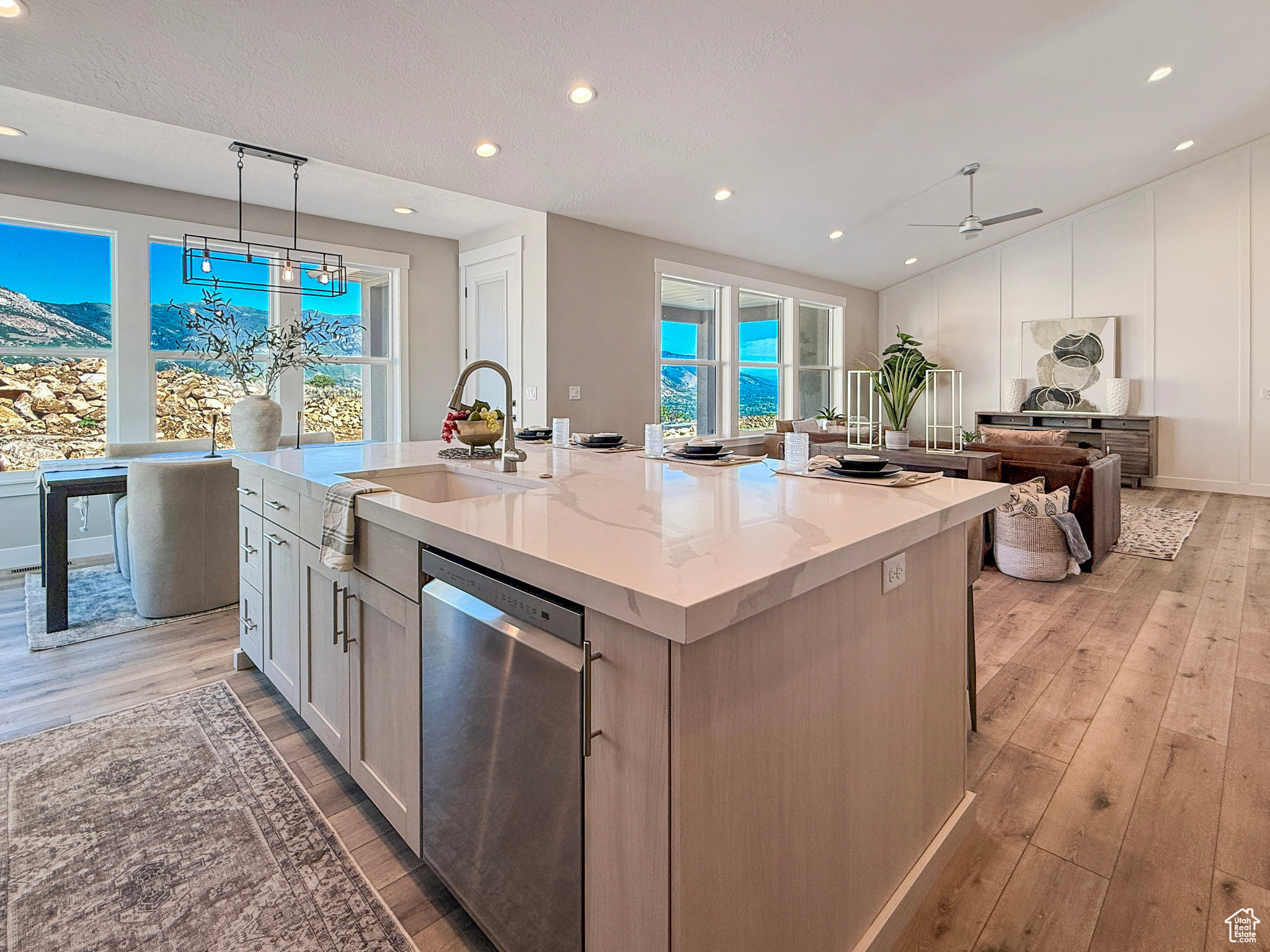 NORTHVIEW - Residential