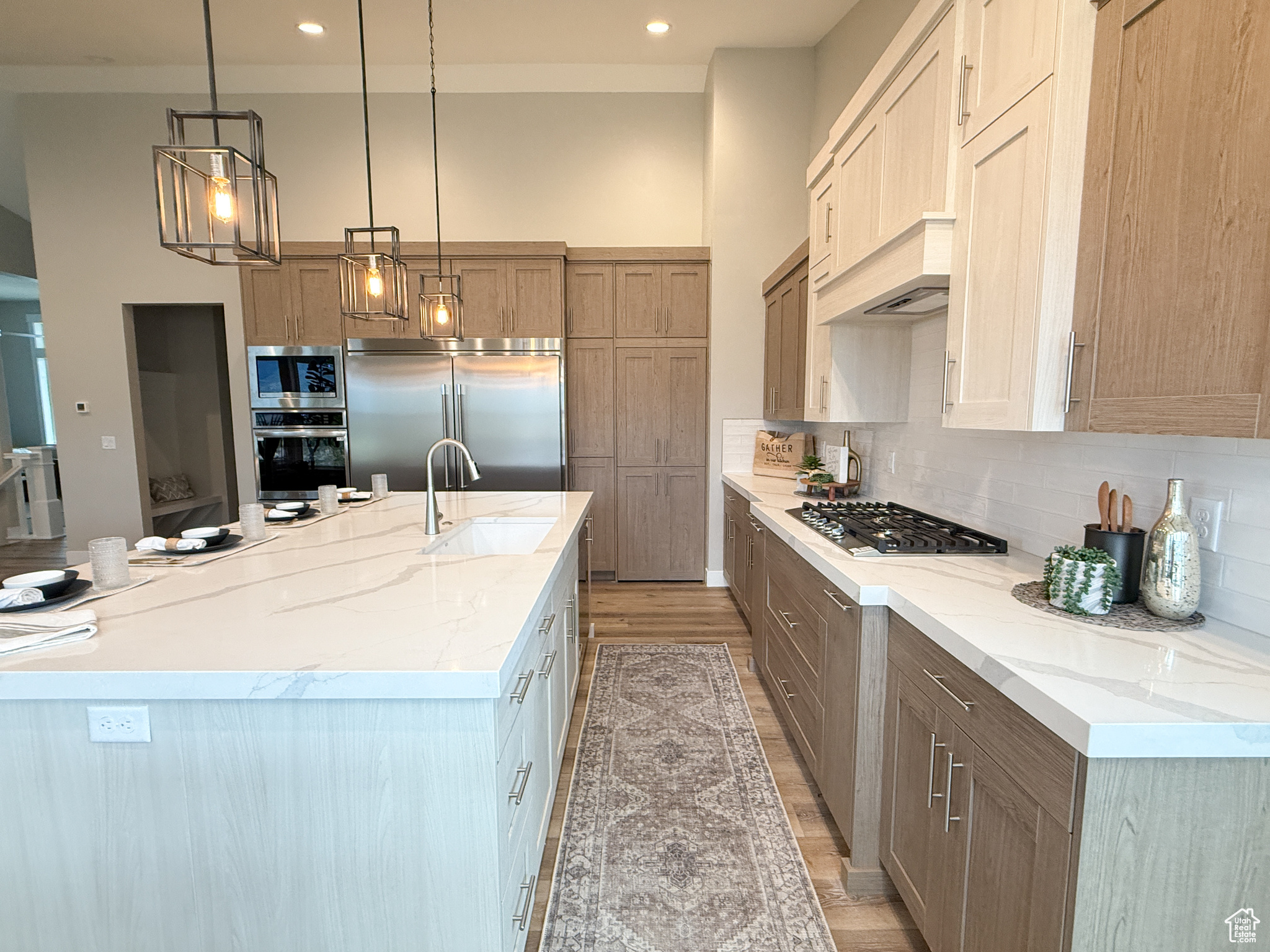 NORTHVIEW - Residential