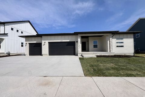 Photo of 1159 E BLACKFEET DR #522, Eagle Mountain, UT 84005 (MLS # 2125729)