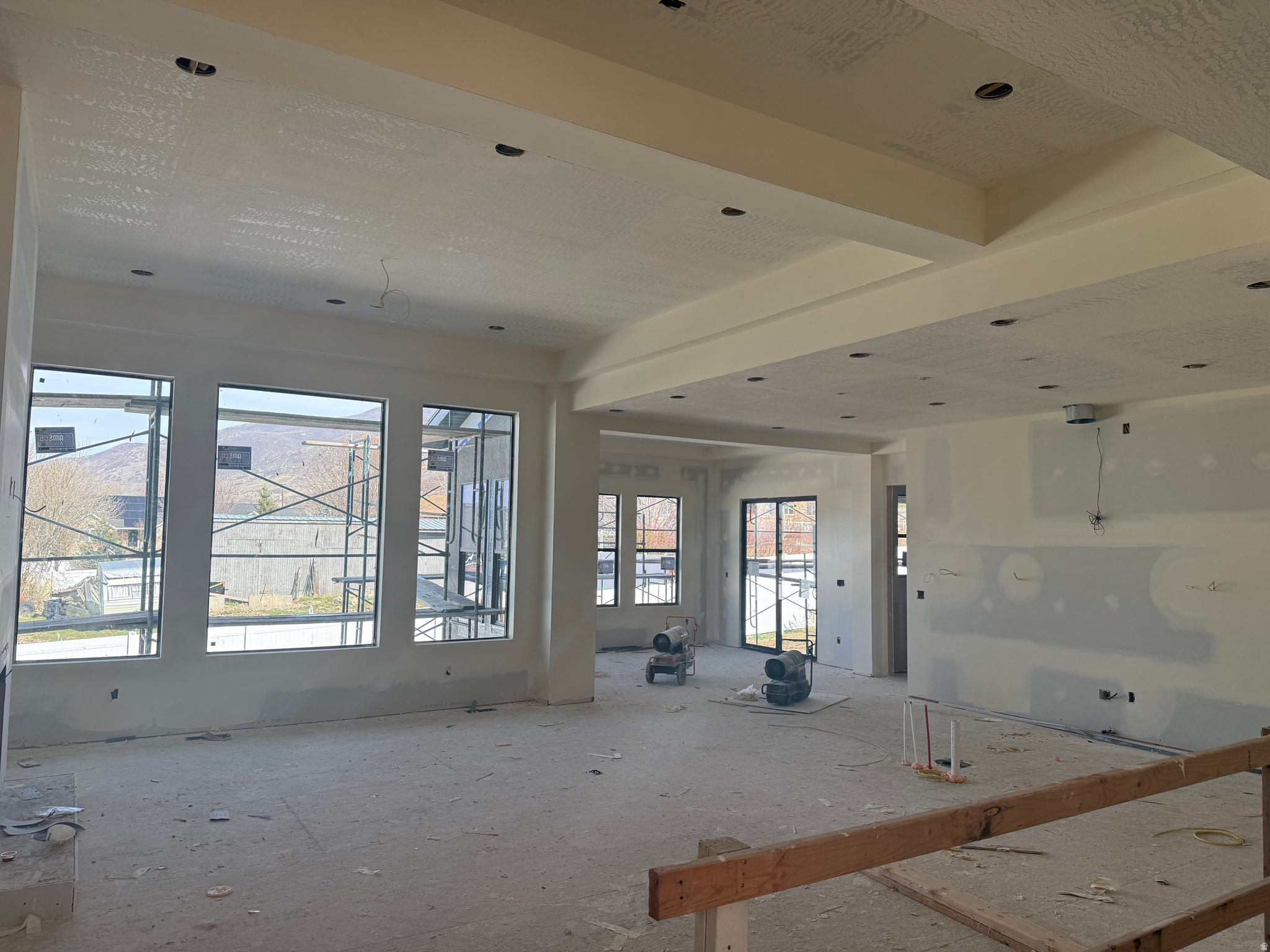 SUMMERHILL LANE - Residential