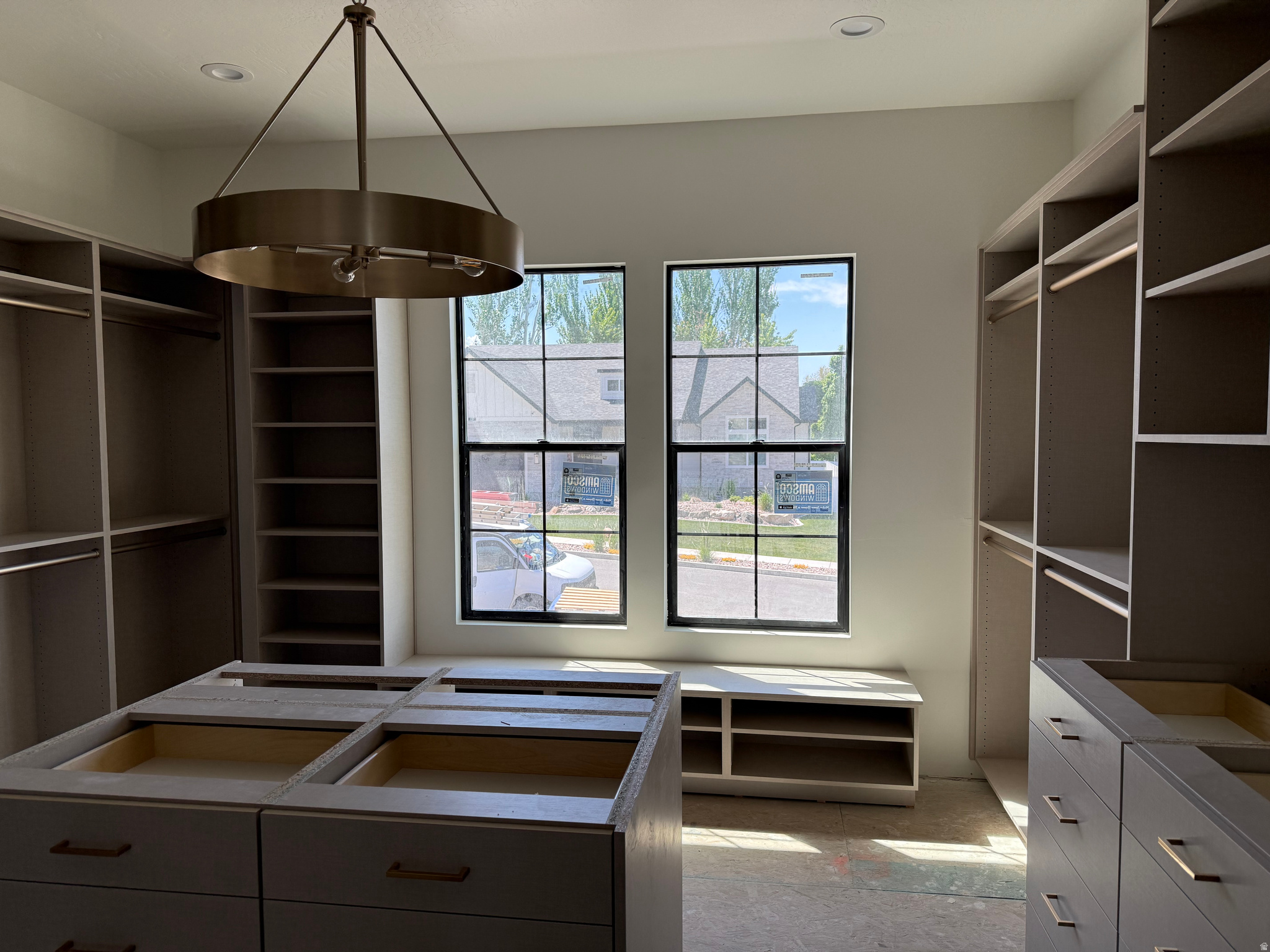 SUMMERHILL LANE - Residential