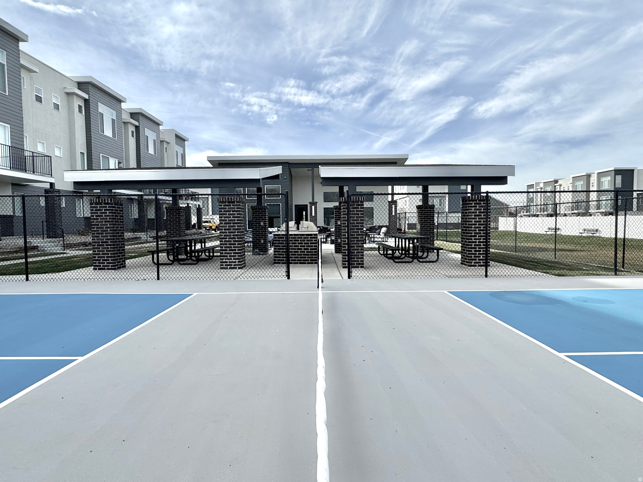 WEST GARDEN - Residential