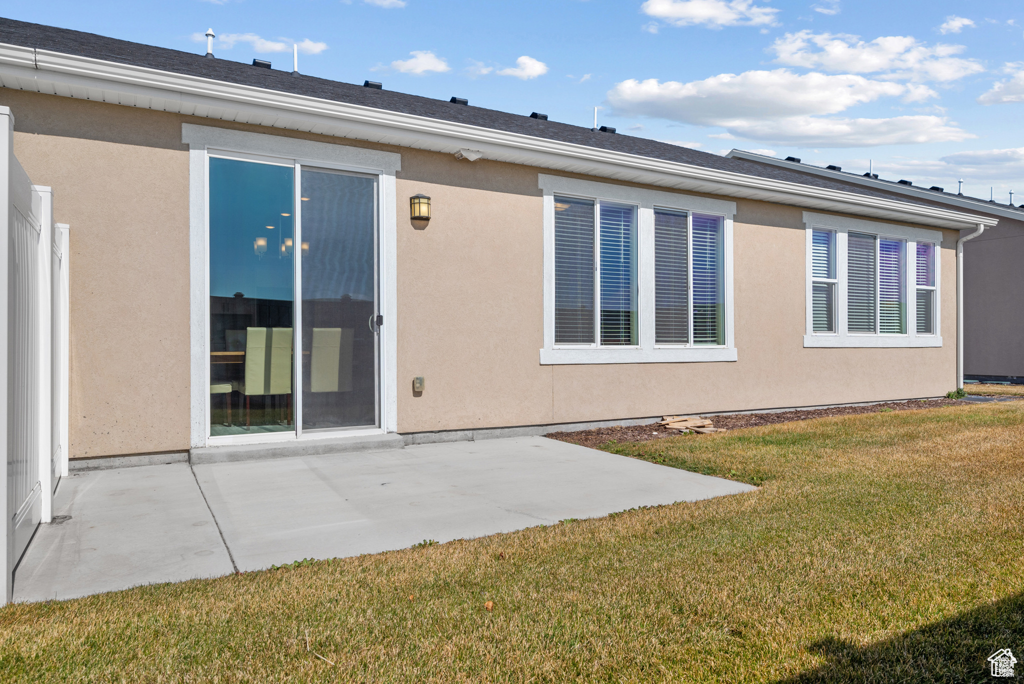 LAKEVIEW FIELDS - Residential Income