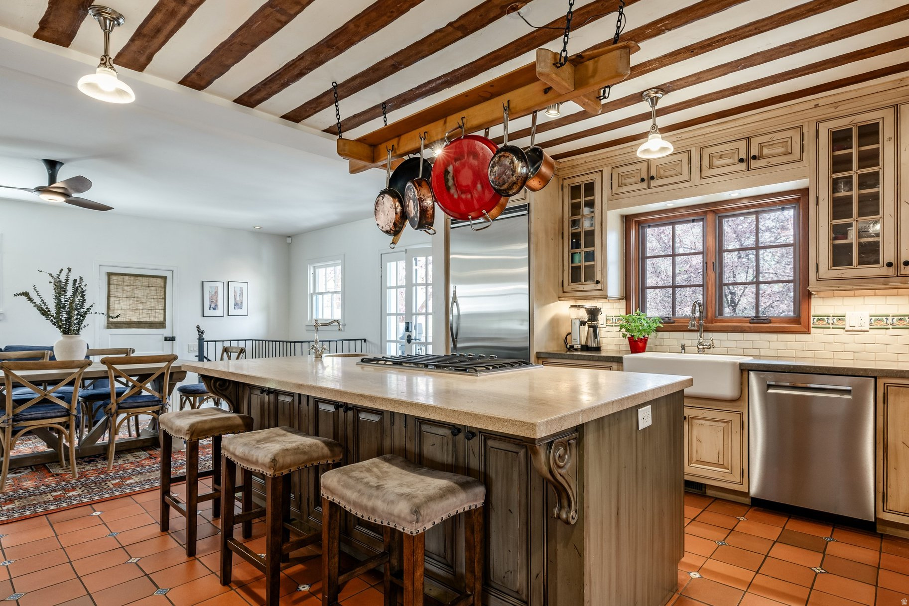 FEDERAL HIGHTS - Residential